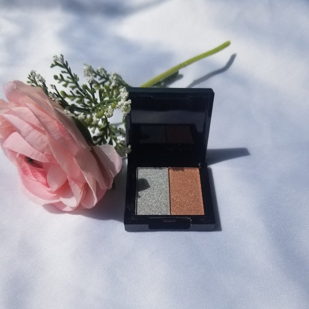 ~Free w Purchase~ Double Eyeshadow Silver & Copper
